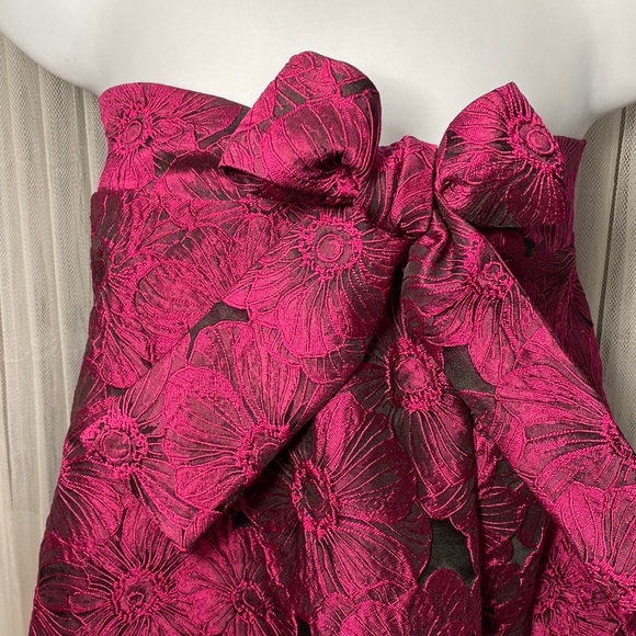 Qloxe strapless brocade top - Picture 5 of 17